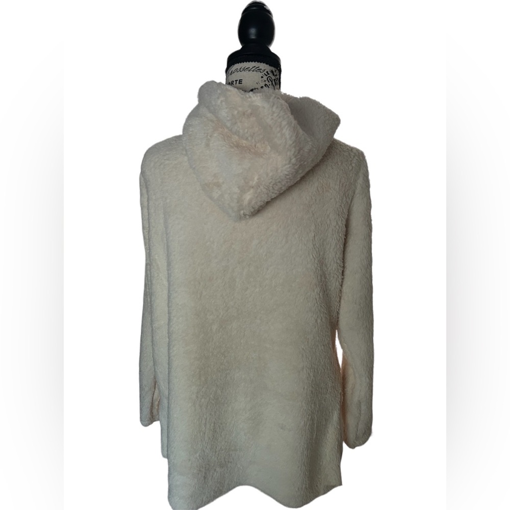 NWT Fuzzy Lightweight Coat - Picture 6 of 6